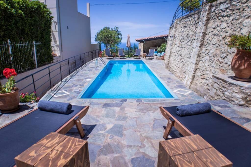 Villa Ventus, 40Sqm Private Pool & Hot Tub! Roussospition Екстер'єр фото